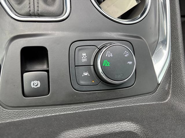 Certified 2020 Chevrolet Traverse Premier AWD/4WD image 17