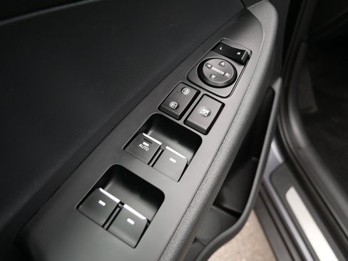 Used 2019 Hyundai Tucson Limited AWD/4WD image 19