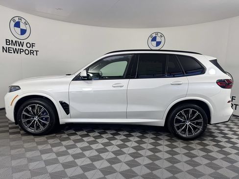 New 2026 BMW X5 xDrive40i w/ M Sport Package AWD/4WD image 9