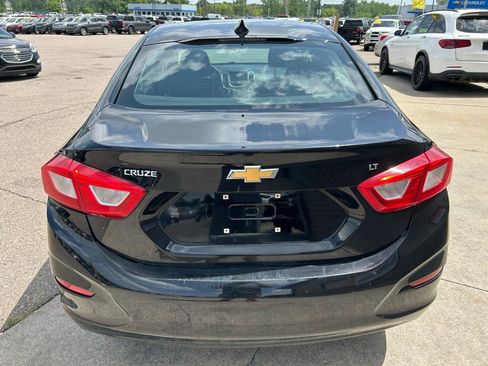 Used 2016 Chevrolet Cruze LT w/ Convenience Package FWD image 6