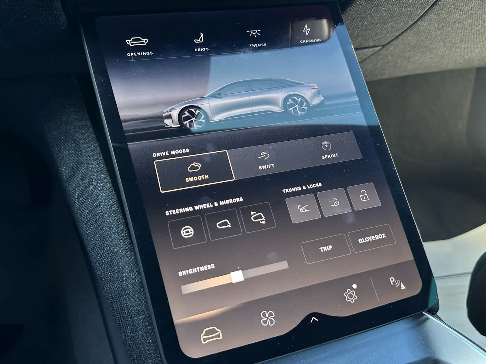 Used 2024 Lucid Air Touring AWD/4WD image 18