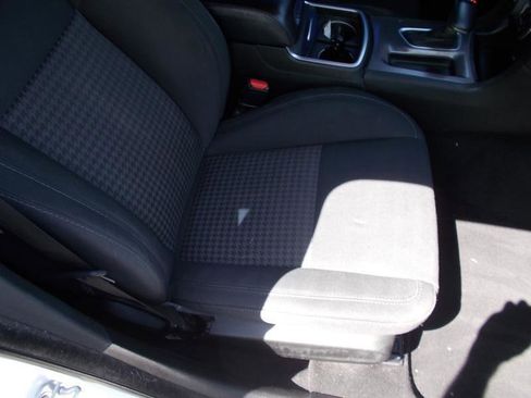 Used 2019 Dodge Charger GT w/ Performance Handling Group image 19