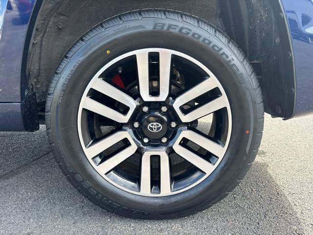 Used 2022 Toyota 4Runner Limited AWD/4WD image 12