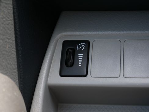 Used 2011 Toyota RAV4 2WD w/ Base L4 Extra Value Pkg image 26