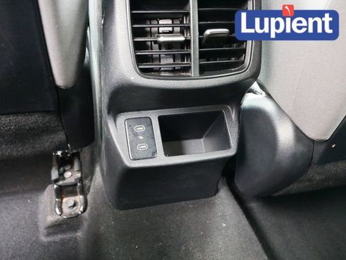 Used 2024 Kia Seltos LX image 18