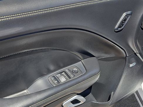 Used 2023 Dodge Challenger R/T Scat Pack RWD image 10