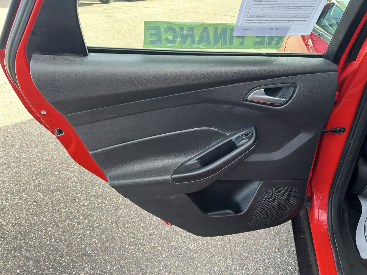 Used 2013 Ford Focus SE FWD image 13