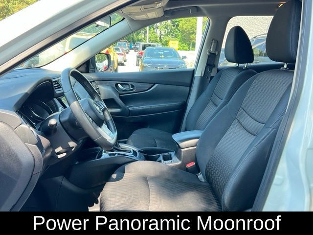 Used 2017 Nissan Rogue SV AWD/4WD image 7