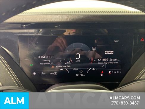 Used 2025 GMC Yukon Elevation image 22