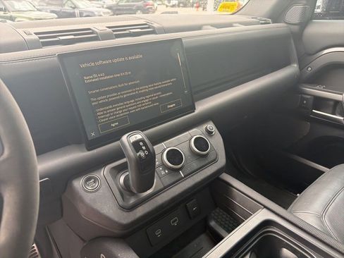 Used 2024 Land Rover Defender 110 Carpathian Edition image 20