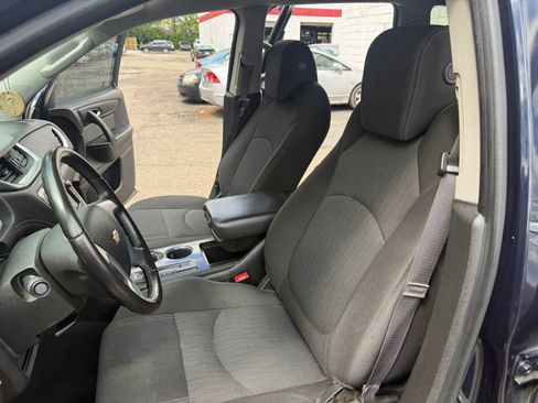 Used 2015 Chevrolet Traverse LT AWD/4WD image 12