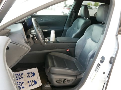 Used 2023 Lexus RX 350 w/ Cold Area Package AWD/4WD image 2