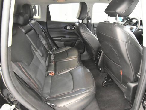 Used 2022 Jeep Compass Trailhawk AWD/4WD image 19