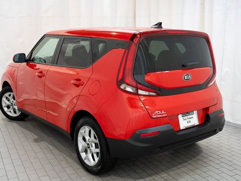 Used 2020 Kia Soul S image 4