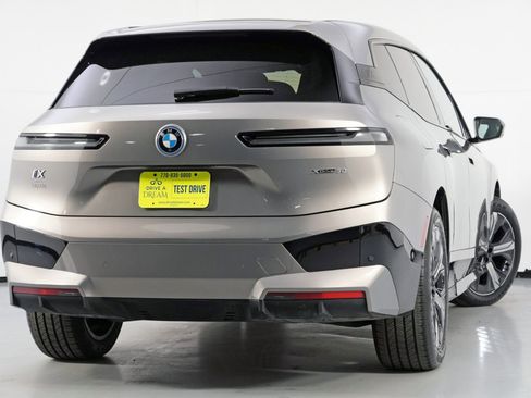 Used 2024 BMW iX xDrive50 w/ Sport Package image 5