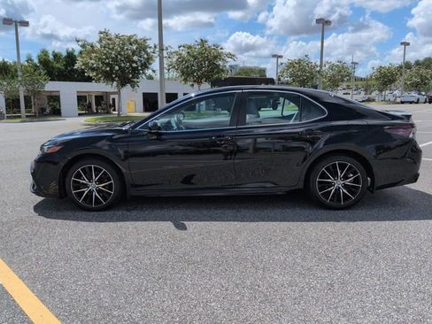 Certified 2023 Toyota Camry SE FWD image 7