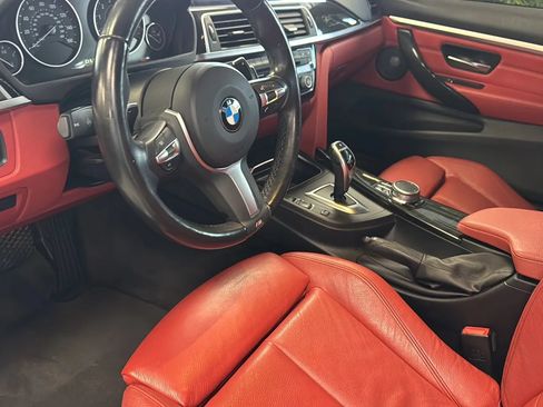 Used 2019 BMW 430i Coupe w/ M Sport Package RWD image 14