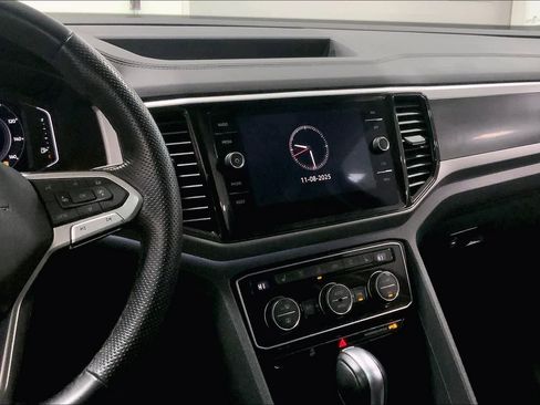 Used 2023 Volkswagen Atlas SEL Premium image 14