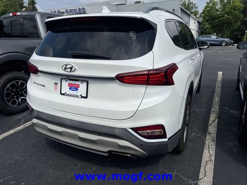 Used 2020 Hyundai Santa Fe SEL w/ Convenience + Premium Package FWD image 3