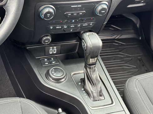 Used 2020 Ford Ranger XLT w/ Equipment Group 301A Mid image 5