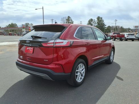 Used 2023 Ford Edge SEL w/ Convenience Package image 6