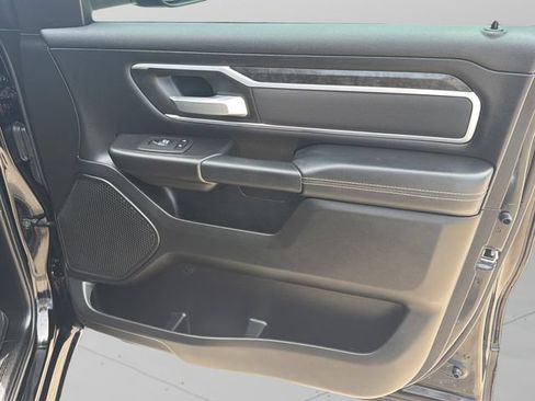 Used 2023 RAM 1500 Big Horn AWD/4WD image 10