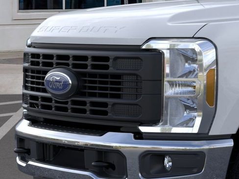 New 2026 Ford F350 XL w/ XL Chrome Package AWD/4WD image 17