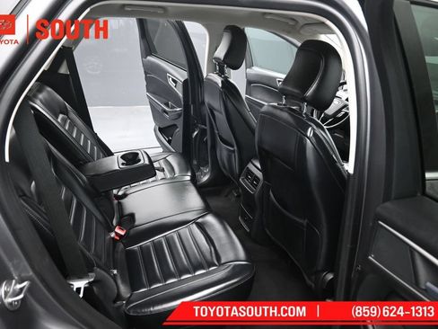Used 2024 Ford Edge SEL AWD/4WD image 29