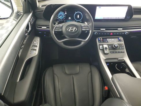 Used 2024 Hyundai Palisade Calligraphy image 15