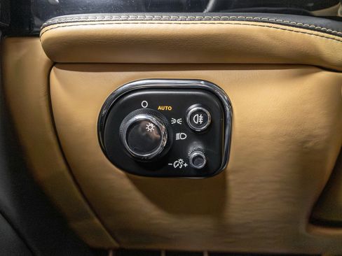 Used 2016 Bentley Mulsanne Speed image 70