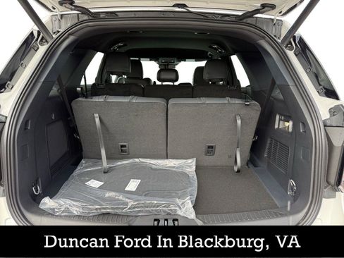 New 2026 Ford Explorer ST-Line w/ ST-Line Street Pack image 33