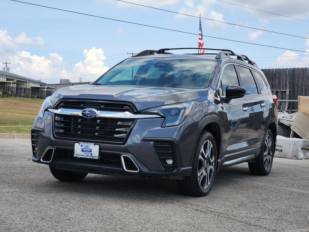 Used 2025 Subaru Ascent Touring AWD/4WD image 2