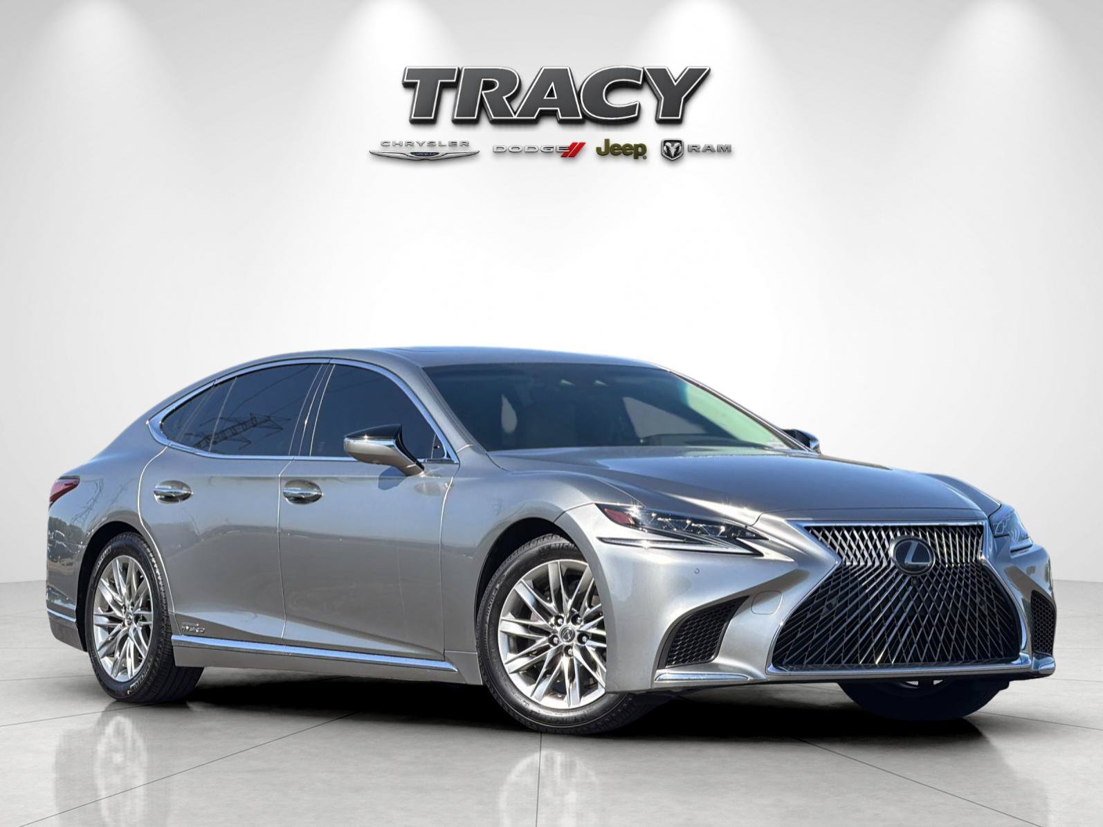 Used 2018 Lexus LS 500h w/ Interior Upgrade Package RWD image 2