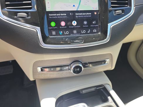 Certified 2024 Volvo XC90 B6 Ultimate AWD/4WD image 30