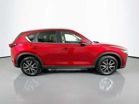 Used 2018 MAZDA CX-5 Touring w/ Preferred Equipment Package FWD image 4