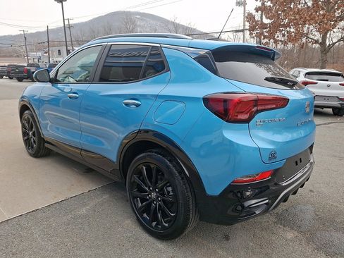 Used 2025 Buick Encore GX Sport Touring w/ Experience Buick Package image 4