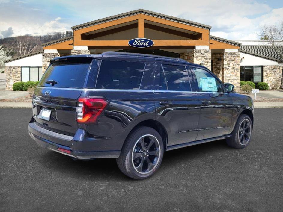 New 2024 Ford Expedition Limited RWD image 5