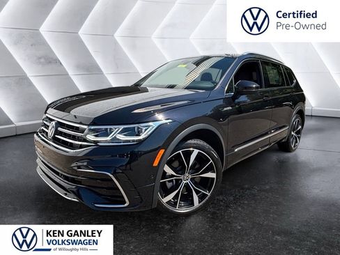 Certified 2024 Volkswagen Tiguan SEL R-Line AWD/4WD image 1