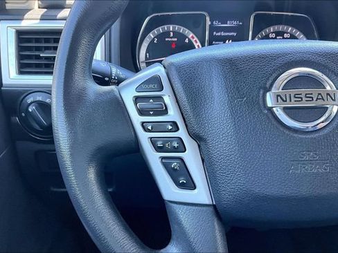 Used 2017 Nissan Titan SV RWD image 17