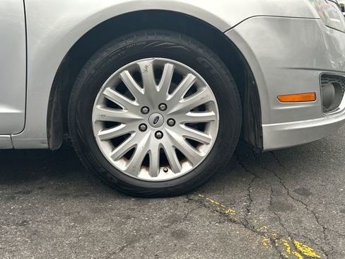 Used 2011 Ford Fusion Hybrid image 27