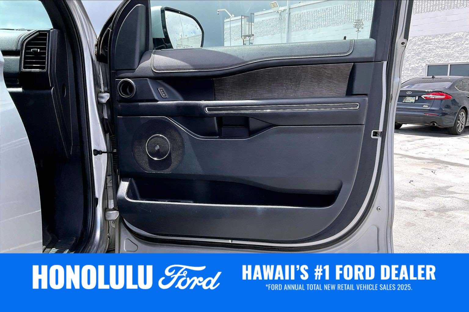 Used 2021 Ford Expedition Limited AWD/4WD image 28