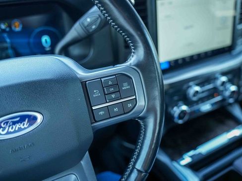 Used 2023 Ford F250 Lariat w/ Lariat Ultimate Package AWD/4WD image 29
