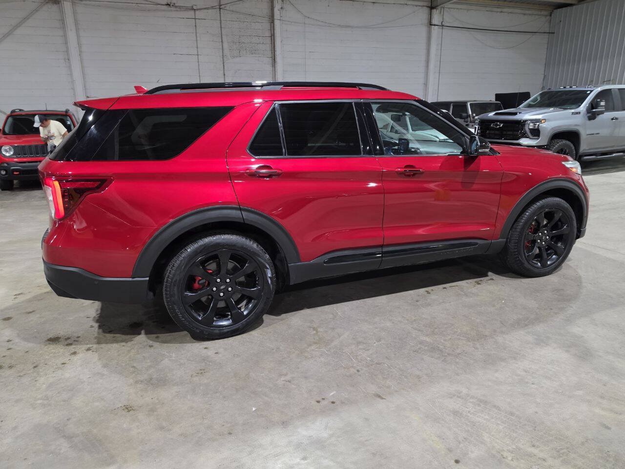 Used 2020 Ford Explorer ST w/ ST Street Pack AWD/4WD image 13