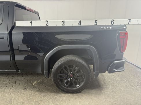 Used 2024 GMC Sierra 1500 Pro w/ Graphite Edition AWD/4WD image 5