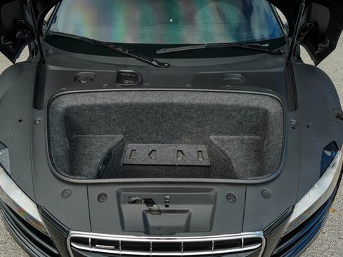 Used 2011 Audi R8 V10 AWD/4WD image 98
