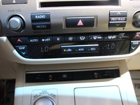 Used 2014 Lexus ES 350 w/ Luxury Package image 32