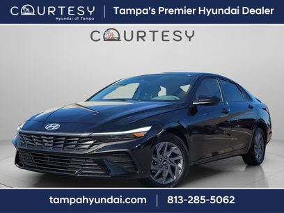 Certified 2025 Hyundai Elantra Blue