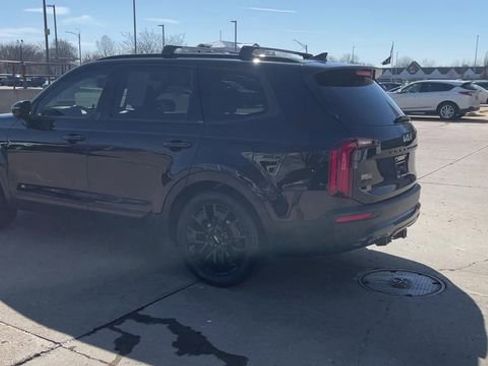 Used 2022 Kia Telluride SX w/ Nightfall Edition Package image 8
