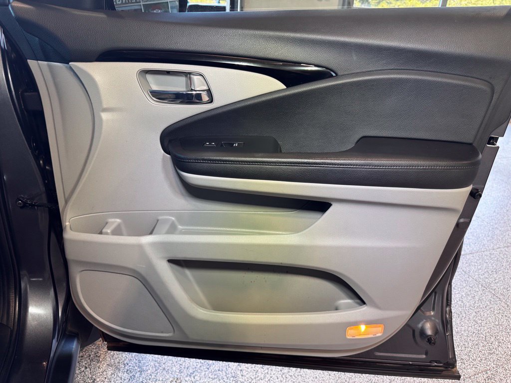 Used 2022 Honda Pilot Touring image 41