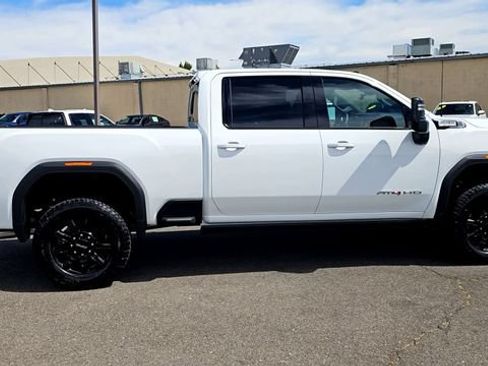 New 2026 GMC Sierra 3500 AT4 w/ AT4 Premium Plus Package AWD/4WD image 9